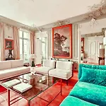 Modern Apartment 4 Bedrooms Milano