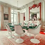 Modern Apartment 4 Bedrooms Milano