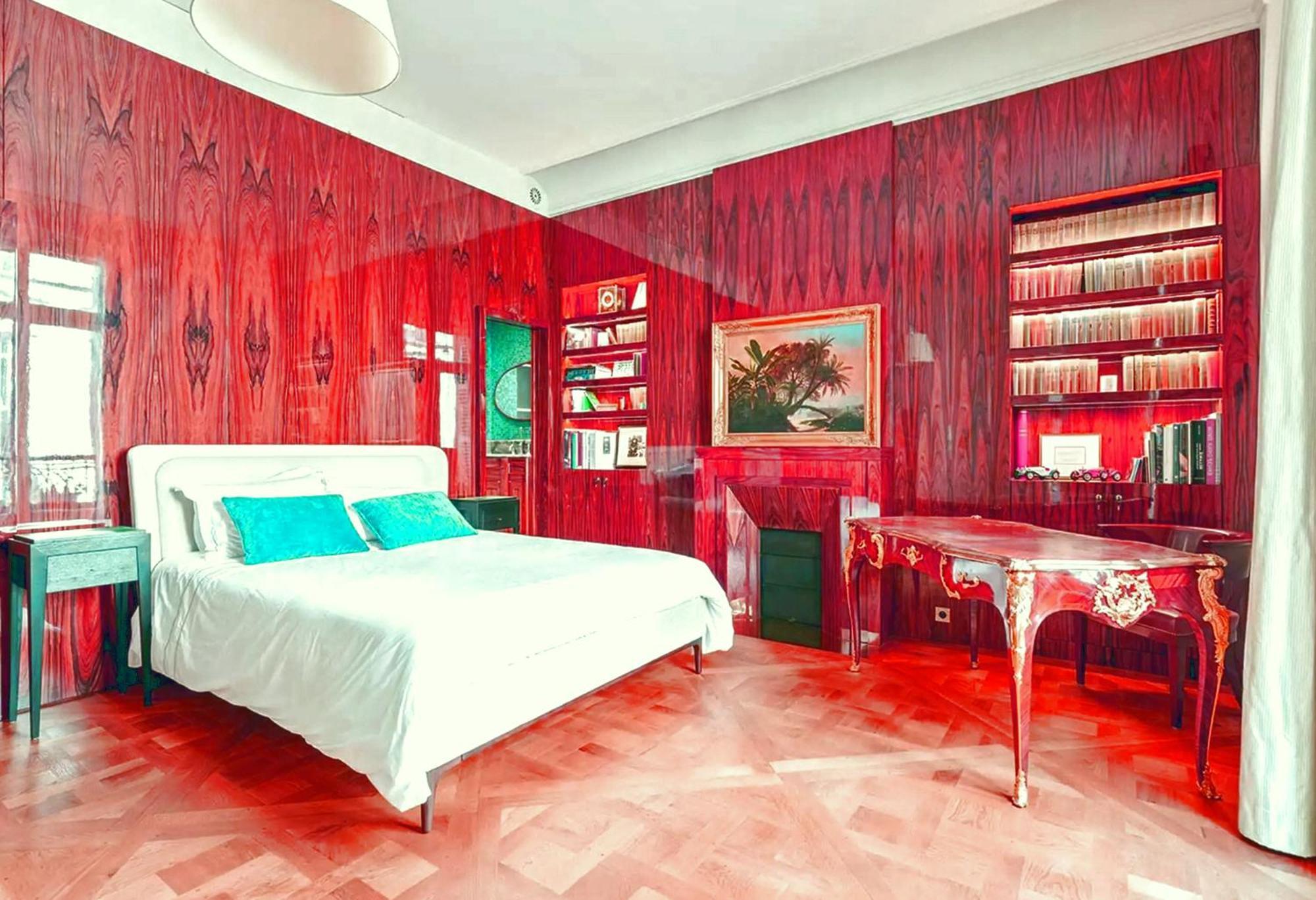 Modern 4 Bedrooms Apartment